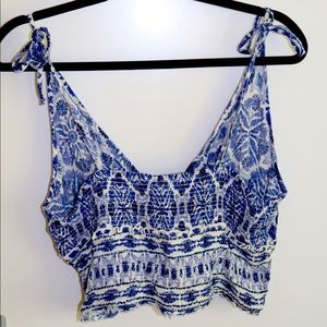 Patrons of Peace L blue and white floral tank top